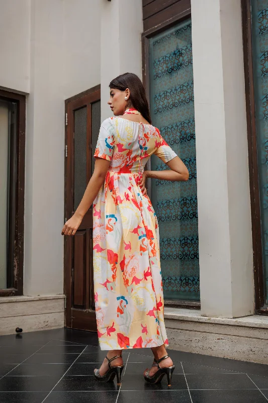 Feeling High - printed halterneck maxi dress