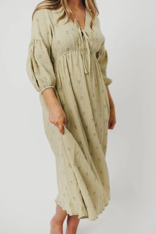 Hunter 100% Cotton Gauze Midi Dress in Thyme/Sage Foliage - Bump Friendly and Inclusive Sizing