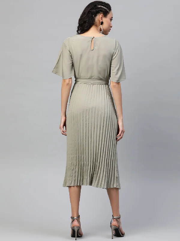 plusS Women Olive Green Accordion Pleated Midi A-Line Dress with Belt