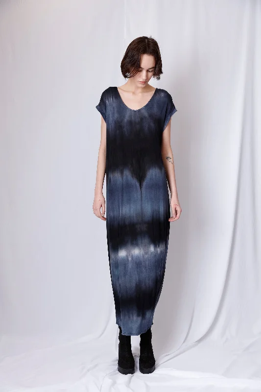 ROUND NECK TIE DYED MAXI DRESS