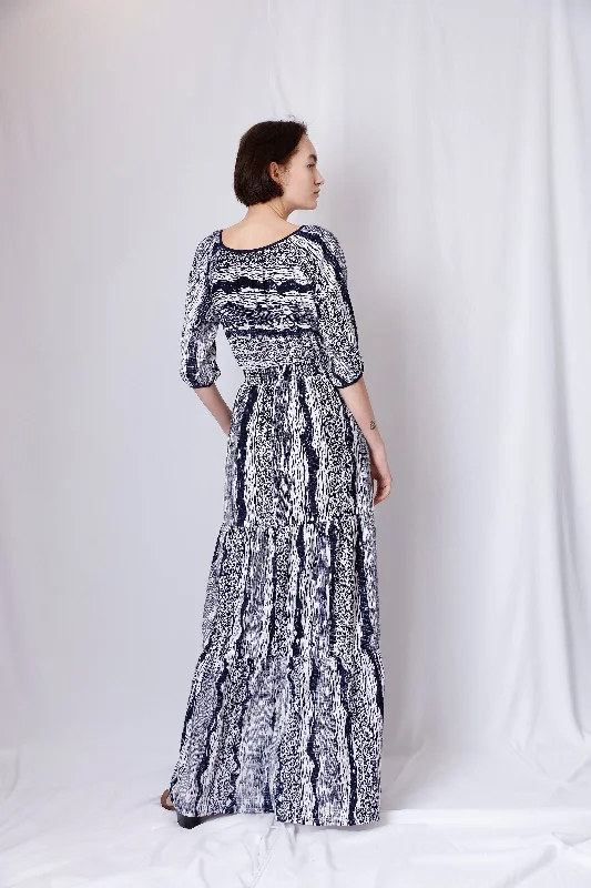 TIERED PEASANT MAXI DRESS WITH POCKETS