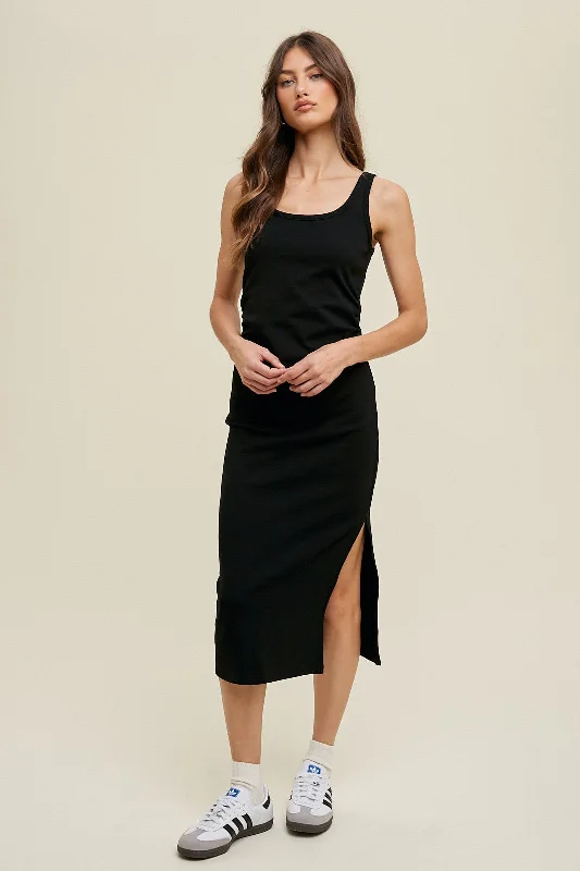 Black Short Sleeve Ruched Maternity Dress