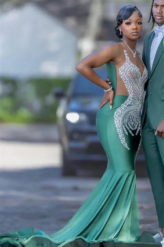 dark-green-sleeveless-mermaid-prom-dress-with-scoop-neck-and-crystal-embellishments