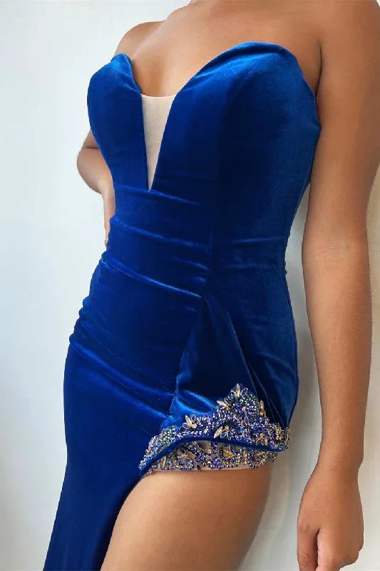 royal-blue-velvet-strapless-mermaid-long-prom-dress-with-slit